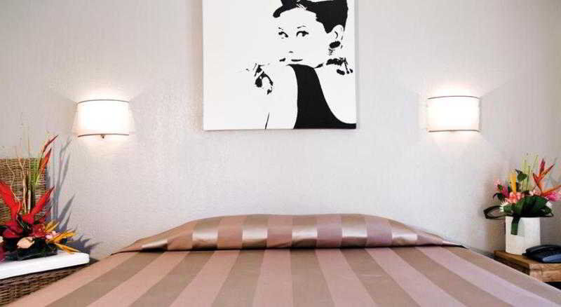Hotel Exsel Ermitage Saint-Gilles Les Bains Zewnętrze zdjęcie